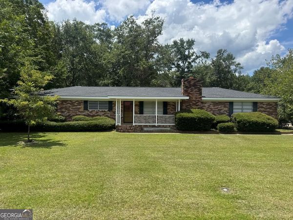 108 Plum St, Dublin, GA 31021