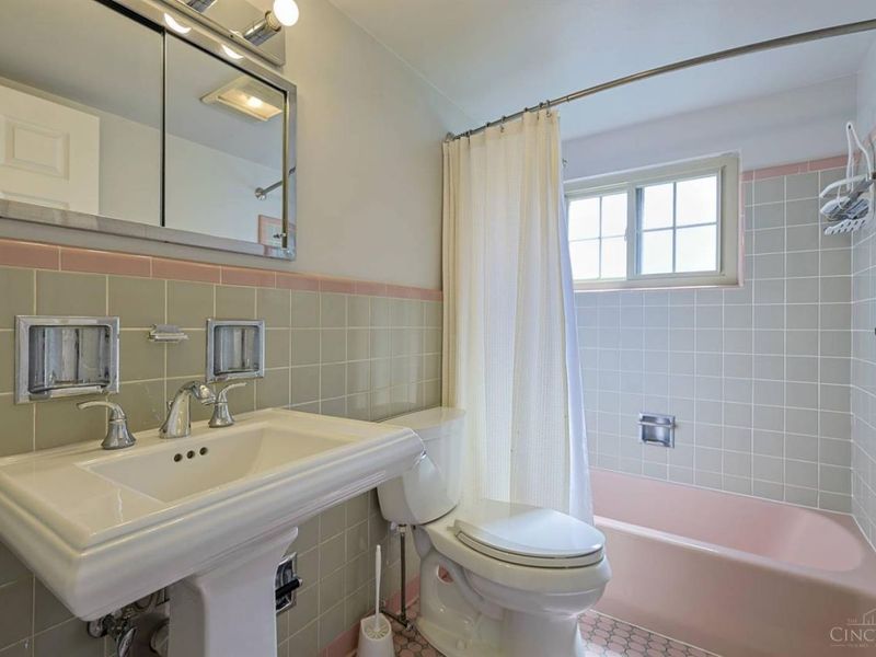 881 Sabino Court, Cincinnati, OH 45321 Photo 29