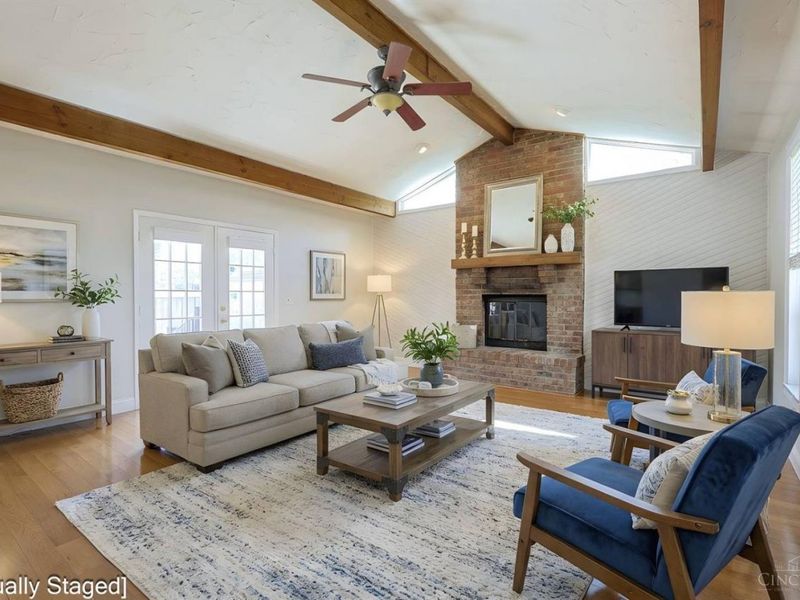 881 Sabino Court, Cincinnati, OH 45321 Photo 4