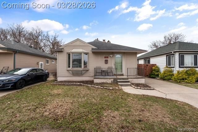 1461 Champaign Road N, Lincoln Park, MI 48146 Main Photo