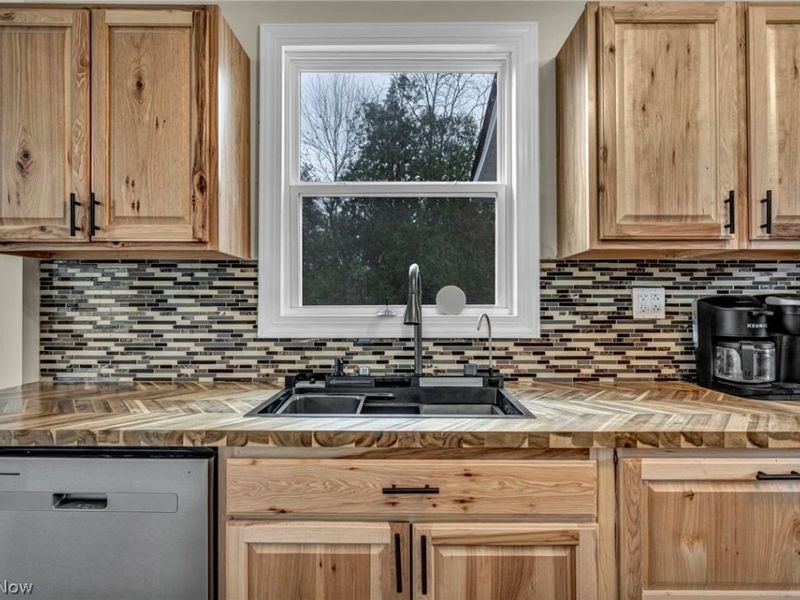 14244 Atwater Avenue NE, Alliance, OH 44601 Photo 14