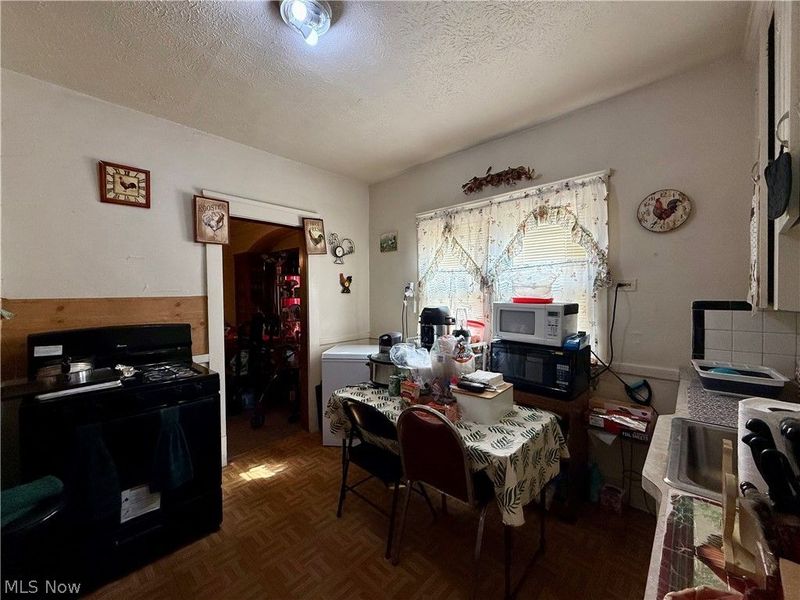 412 E 146th Street, Cleveland, OH 44110 Photo 11