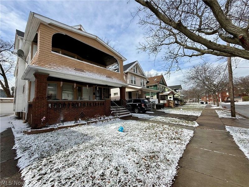 412 E 146th Street, Cleveland, OH 44110 Photo 2