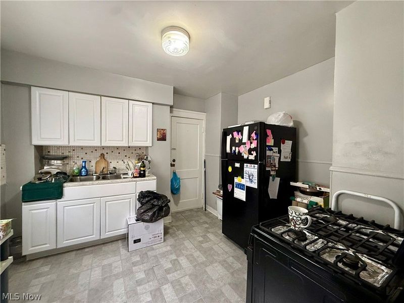 412 E 146th Street, Cleveland, OH 44110 Photo 28