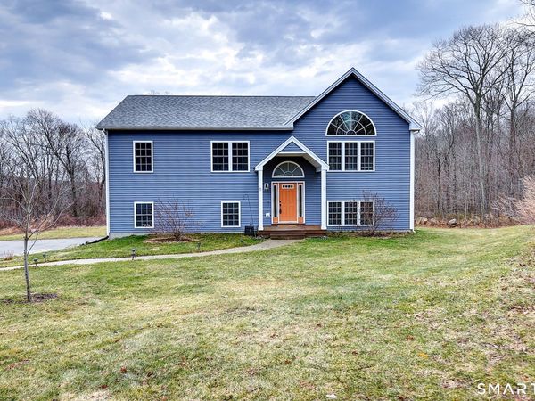 5 Rebecca, Montville, CT 06370