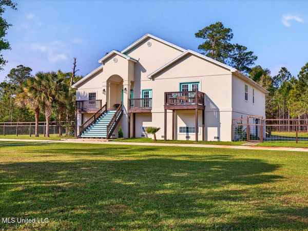 301 Prentiss Road, Pass Christian, MS 39571