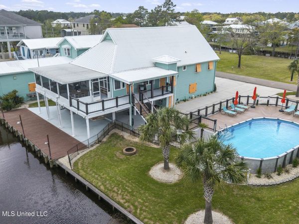 842 Deer Drive, Bay Saint Louis, MS 39520