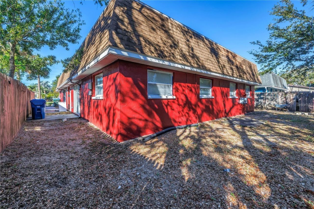 185 Fulton Street Ne, Largo, FL 33771 Photo