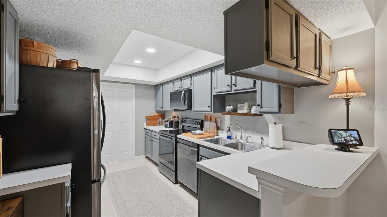 4504 Citation Lane, Unit C, Sarasota, FL 34233 Photo