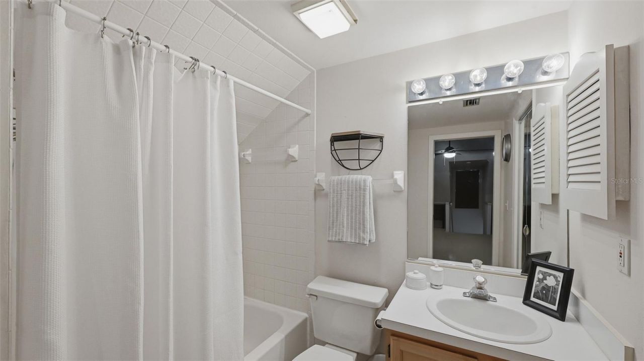 4504 Citation Lane, Unit C, Sarasota, FL 34233 Photo