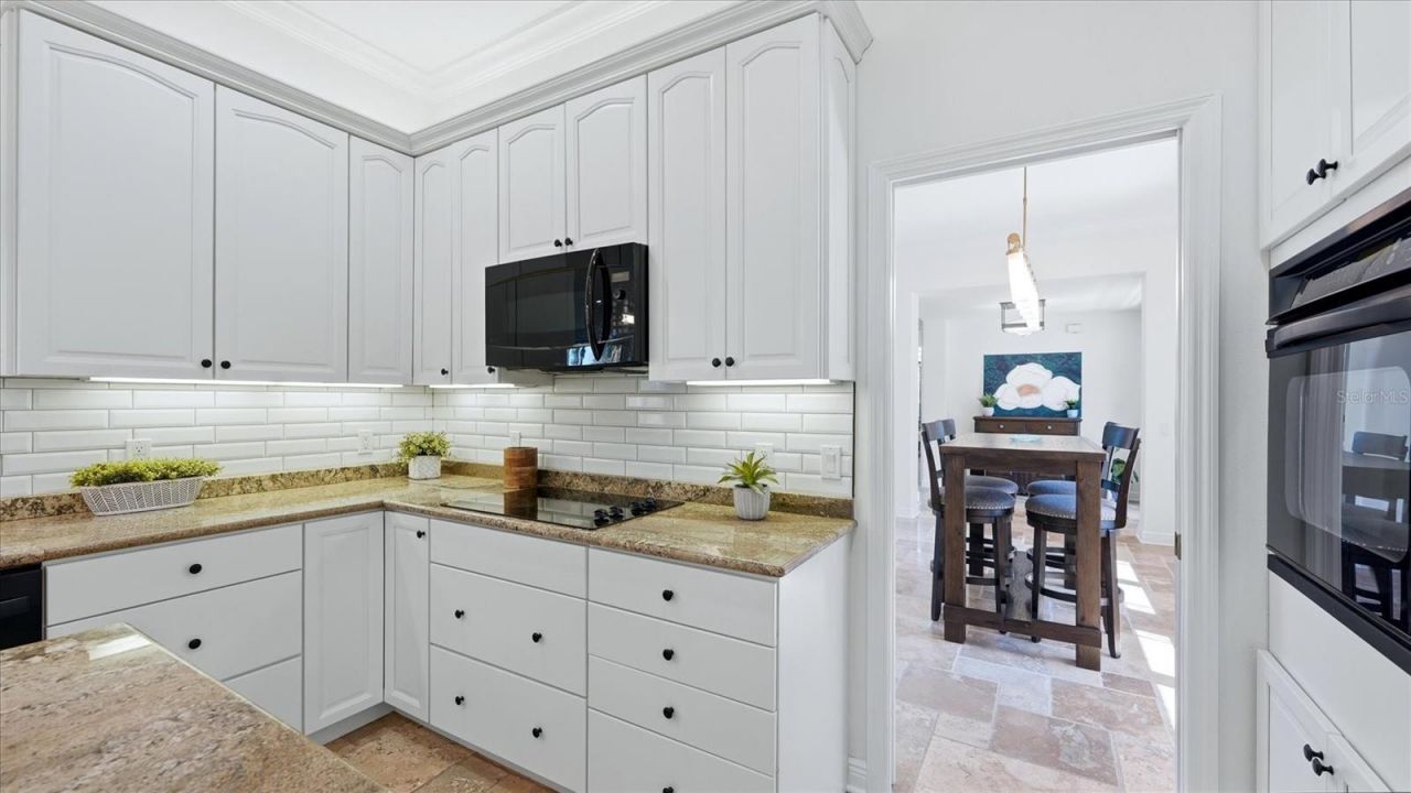 5935 River Forest Circle, Bradenton, FL 34203 Photo