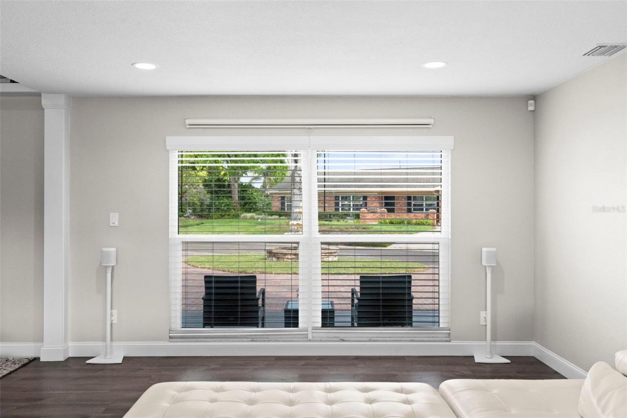 10525 Homestead Drive, Tampa, FL 33618 Photo