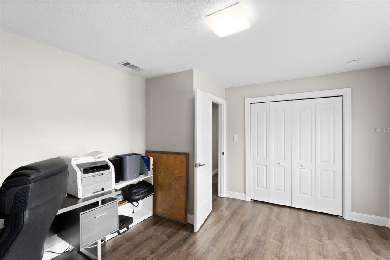 10525 Homestead Drive, Tampa, FL 33618 Photo