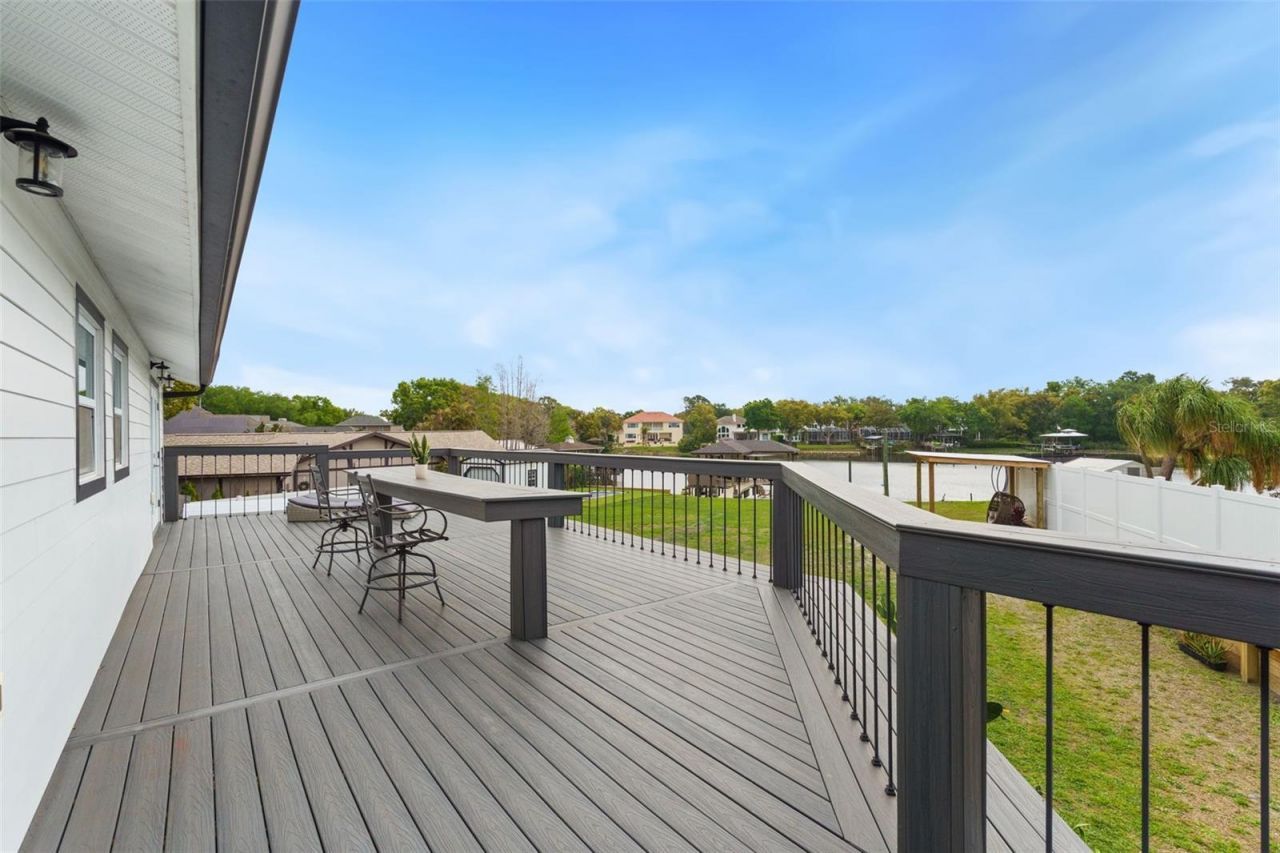 10525 Homestead Drive, Tampa, FL 33618 Photo