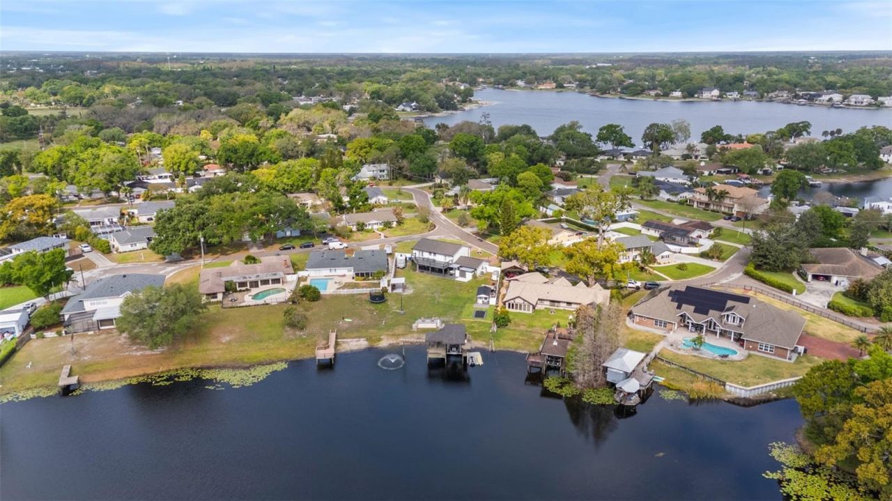 10525 Homestead Drive, Tampa, FL 33618 Photo