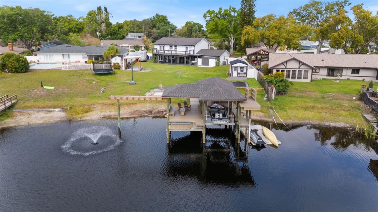 10525 Homestead Drive, Tampa, FL 33618 Photo