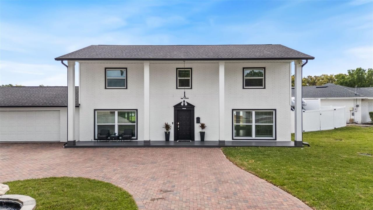 10525 Homestead Drive, Tampa, FL 33618 Photo