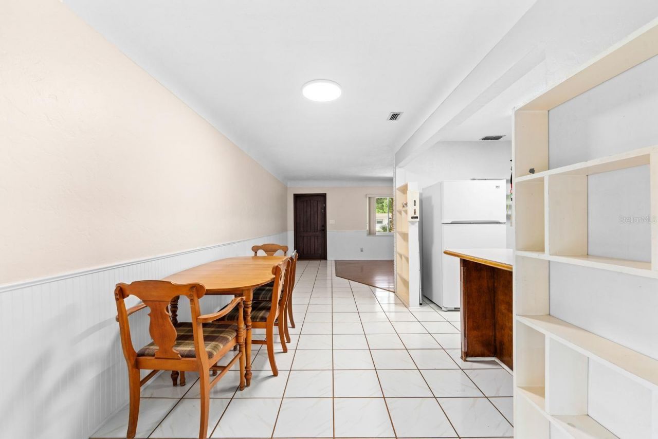 2238 Calexico Way S, Saint Petersburg, FL 33712 Photo