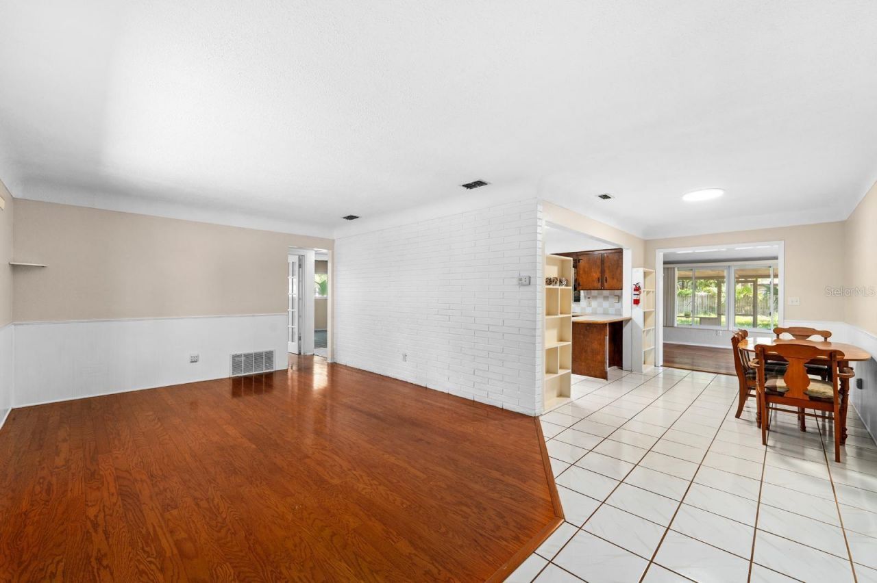 2238 Calexico Way S, Saint Petersburg, FL 33712 Photo