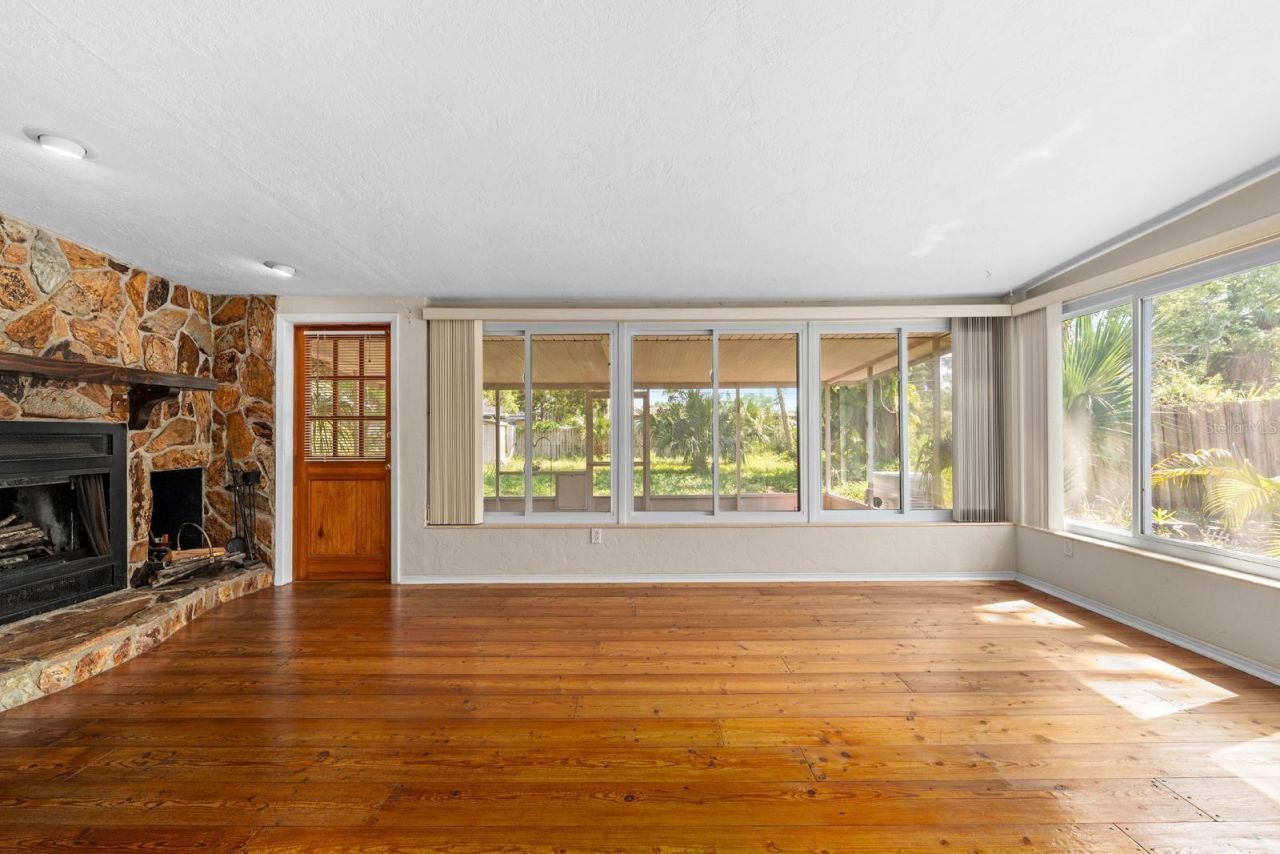 2238 Calexico Way S, Saint Petersburg, FL 33712 Photo