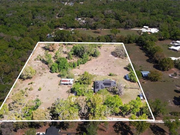 475 E NEW YORK AVENUE, ORANGE CITY, FL 32763