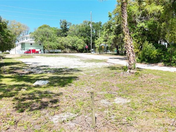290 ORANGE STREET, PALM HARBOR, FL 34683