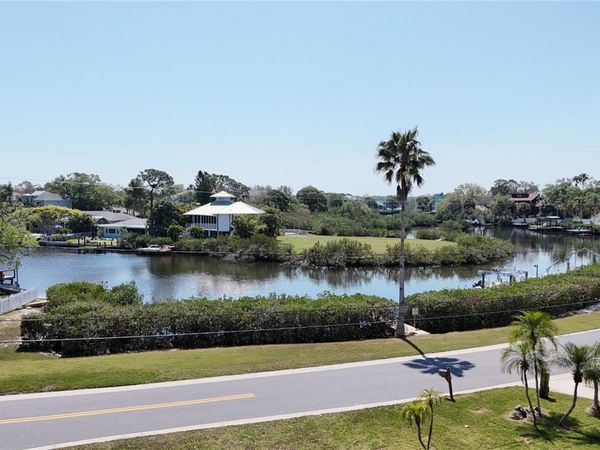 231 LAGOON DRIVE, PALM HARBOR, FL 34683