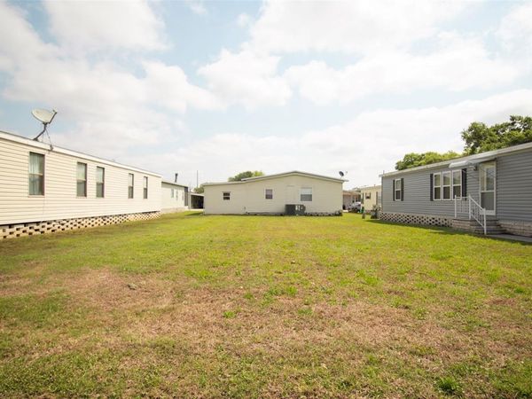 3024 BRIAR STREET, WESLEY CHAPEL, FL 33543