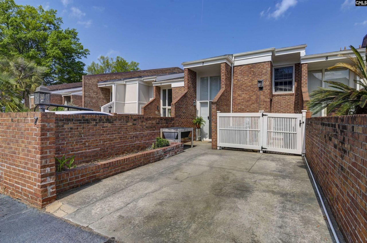 7 Indian Creek Trail  Photo 6