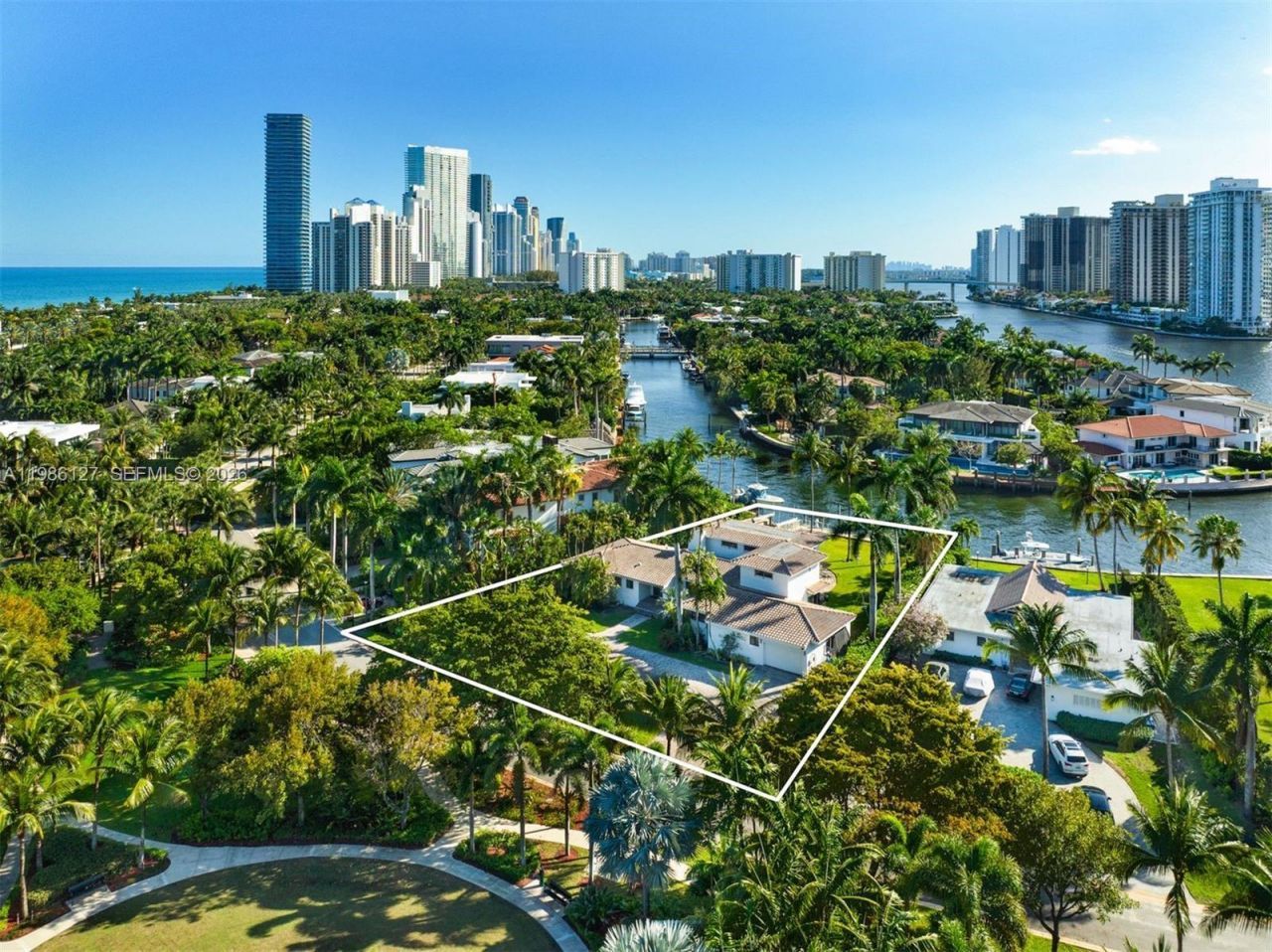 268 S Parkway , Golden Beach, FL 33160 Photo