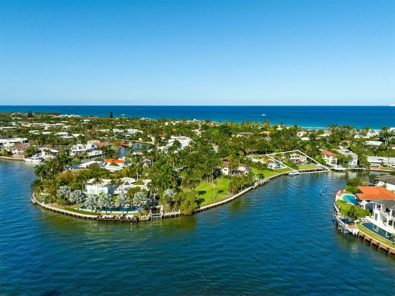 268 S Parkway , Golden Beach, FL 33160 Photo