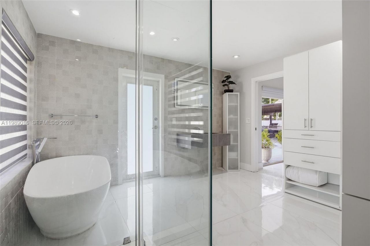 1010 SW 149th Ln , Sunrise, FL 33326 Photo