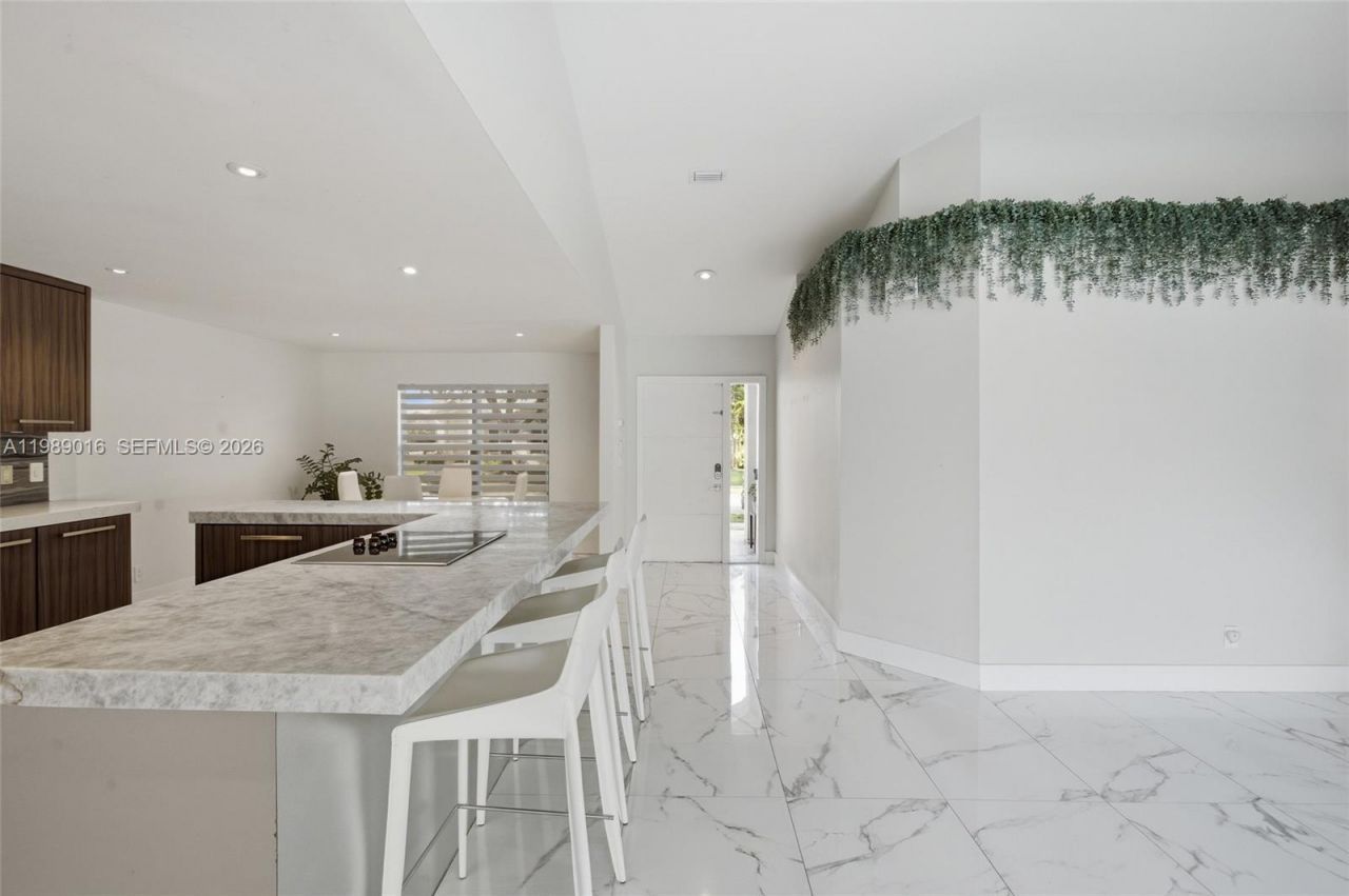 1010 SW 149th Ln , Sunrise, FL 33326 Photo