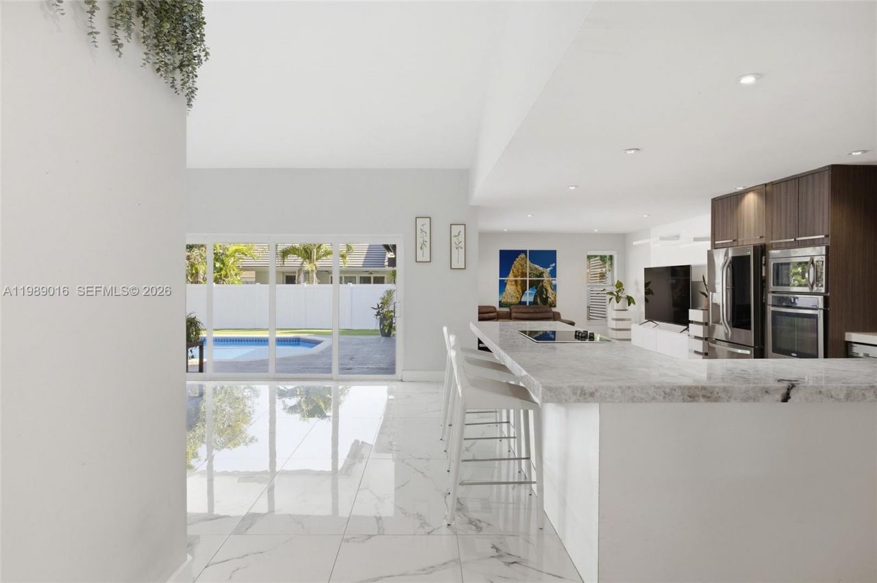 1010 SW 149th Ln , Sunrise, FL 33326 Photo