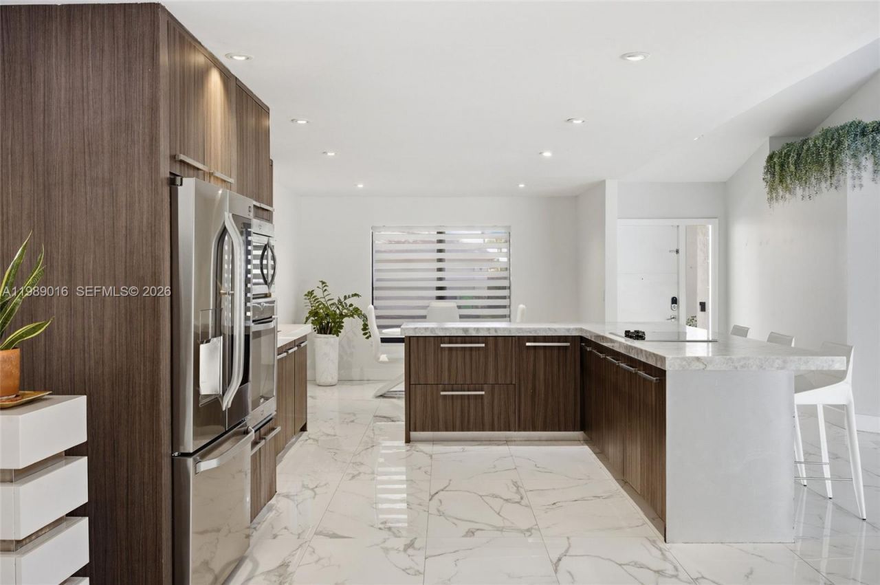 1010 SW 149th Ln , Sunrise, FL 33326 Photo