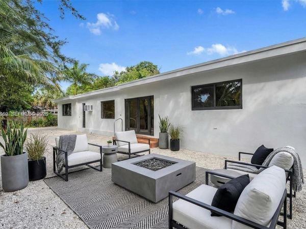 7132 SW 65th Ave , South Miami, FL 33143