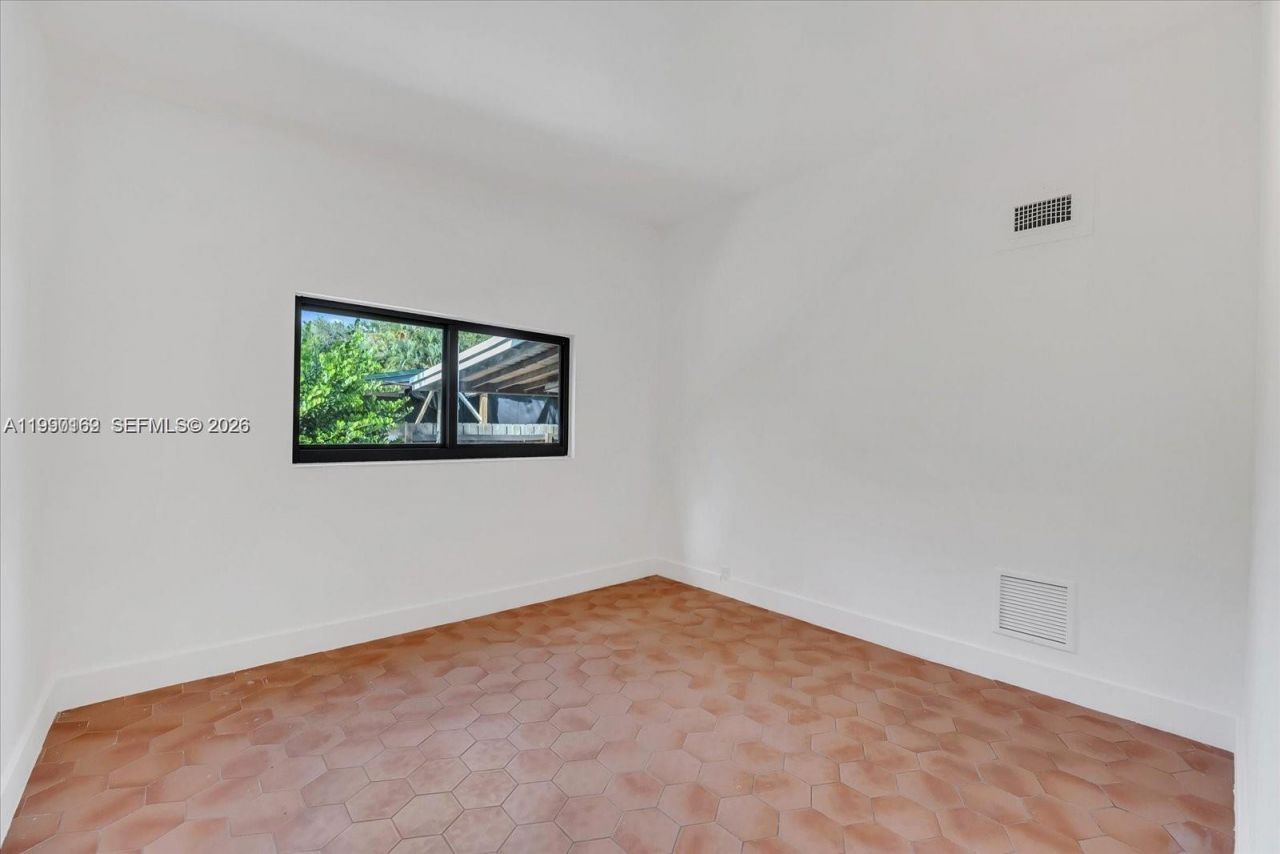 7132 SW 65th Ave , South Miami, FL 33143 Photo