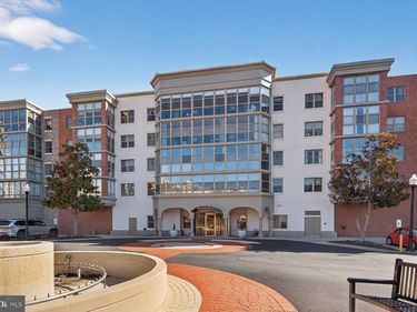 19360 MAGNOLIA GROVE SQUARE , Unit 108, LEESBURG, VA 20176