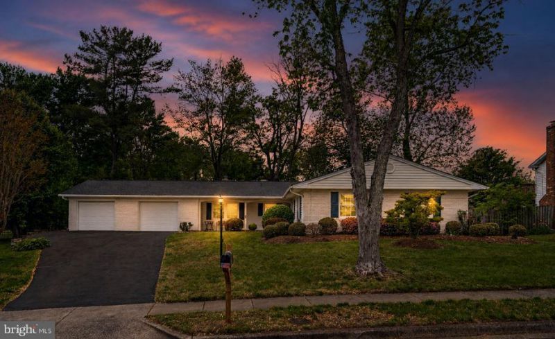 4136 Meadow Hill Lane, Fairfax, VA 22033 Main Photo