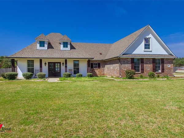605 Lukes Landing, Bossier City, LA 71112