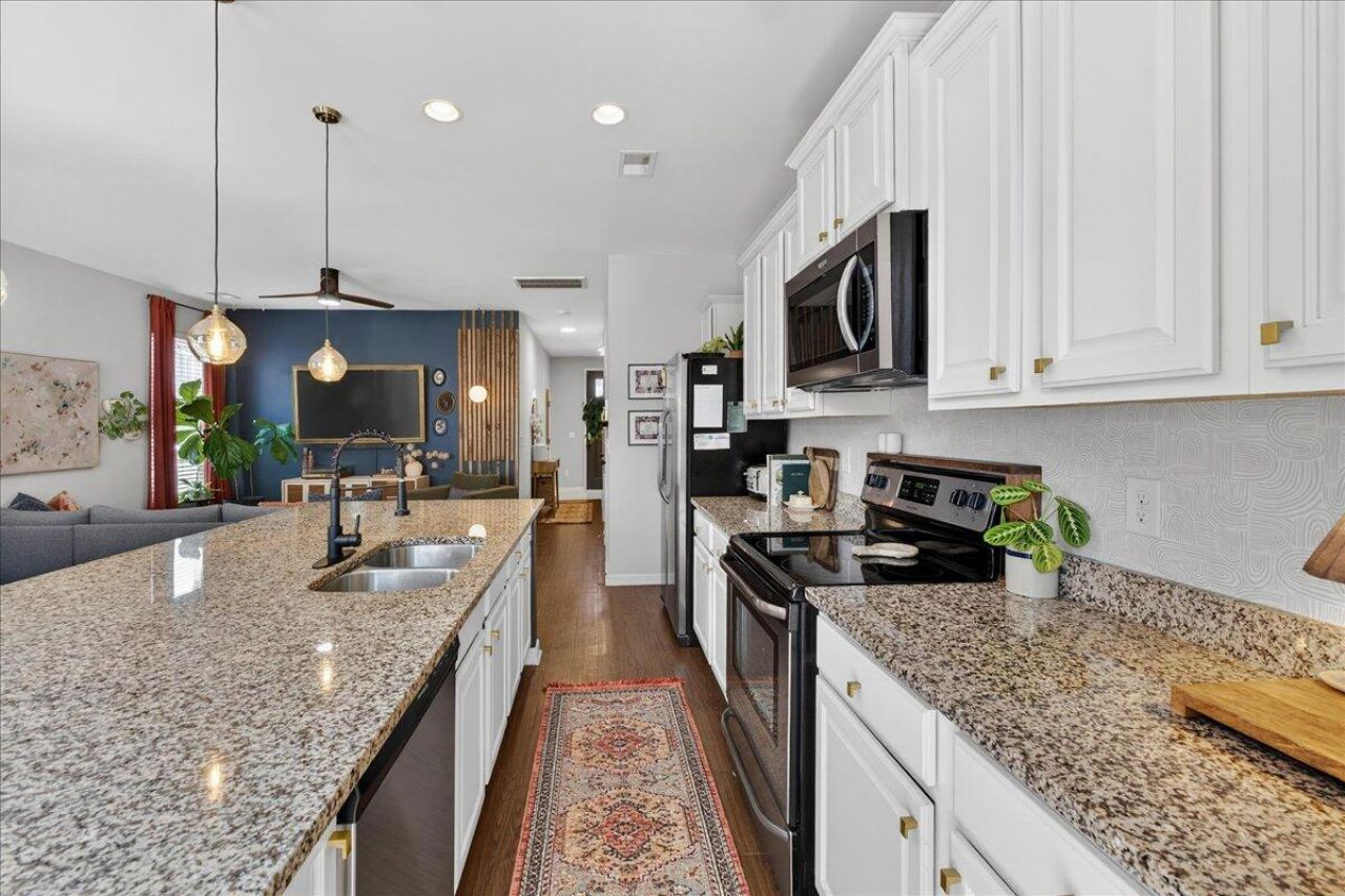 4771 Horse Drawn Way Photo 6