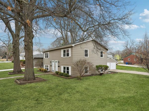 1101 Caulder Avenue, Des Moines, IA 50315