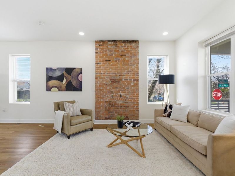 633 E Starr Avenue, Columbus, OH 43201 Photo 12