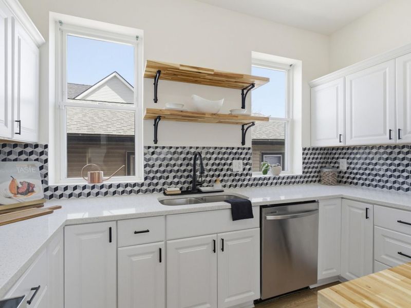 633 E Starr Avenue, Columbus, OH 43201 Photo 21