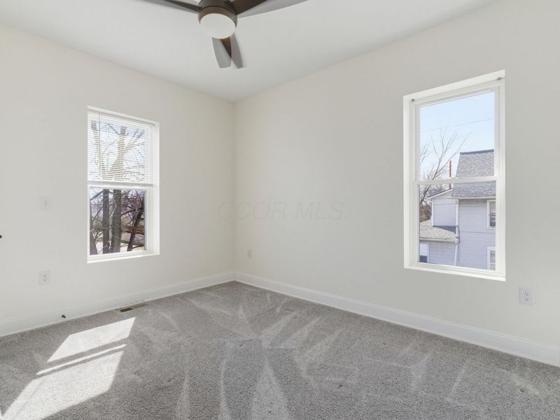 633 E Starr Avenue, Columbus, OH 43201 Photo 31