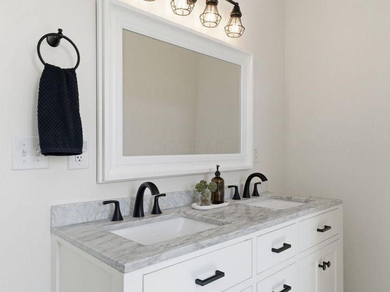 633 E Starr Avenue, Columbus, OH 43201 Photo 34