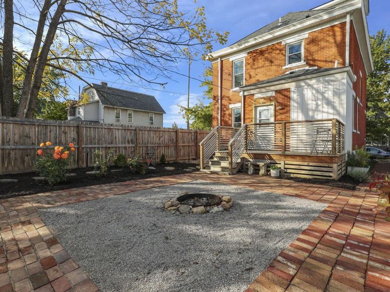 633 E Starr Avenue, Columbus, OH 43201 Photo 49