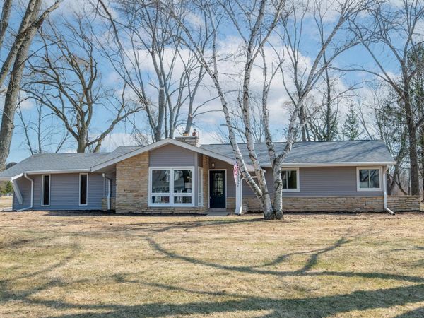 13002 N Phillip Dr, Mequon, WI 53097