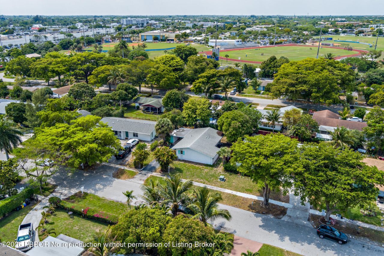 413 Ontario Place, West Palm Beach, FL 33409 Photo