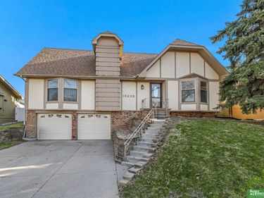 16235 Arbor Street, Omaha, NE 68130